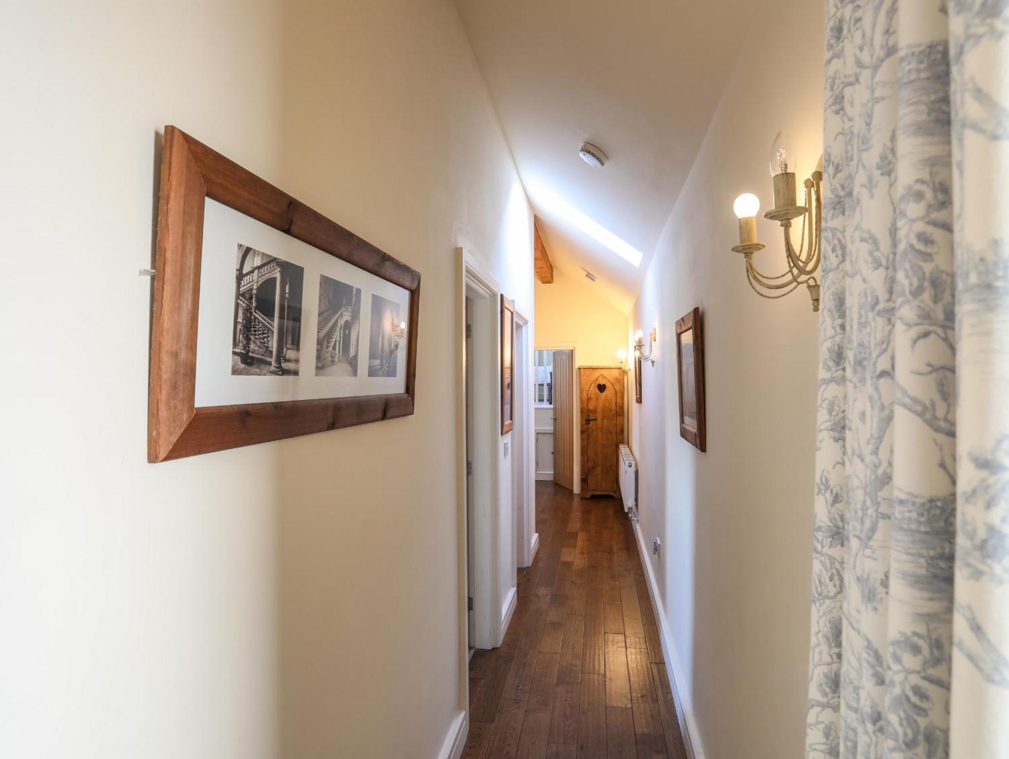 Cosy Barn Villa Dwyran Exterior photo